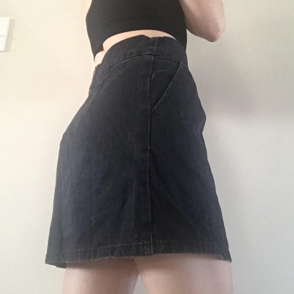 Topshop Black Denim Mini Skirt - Size 6 - Picture 5 of 13